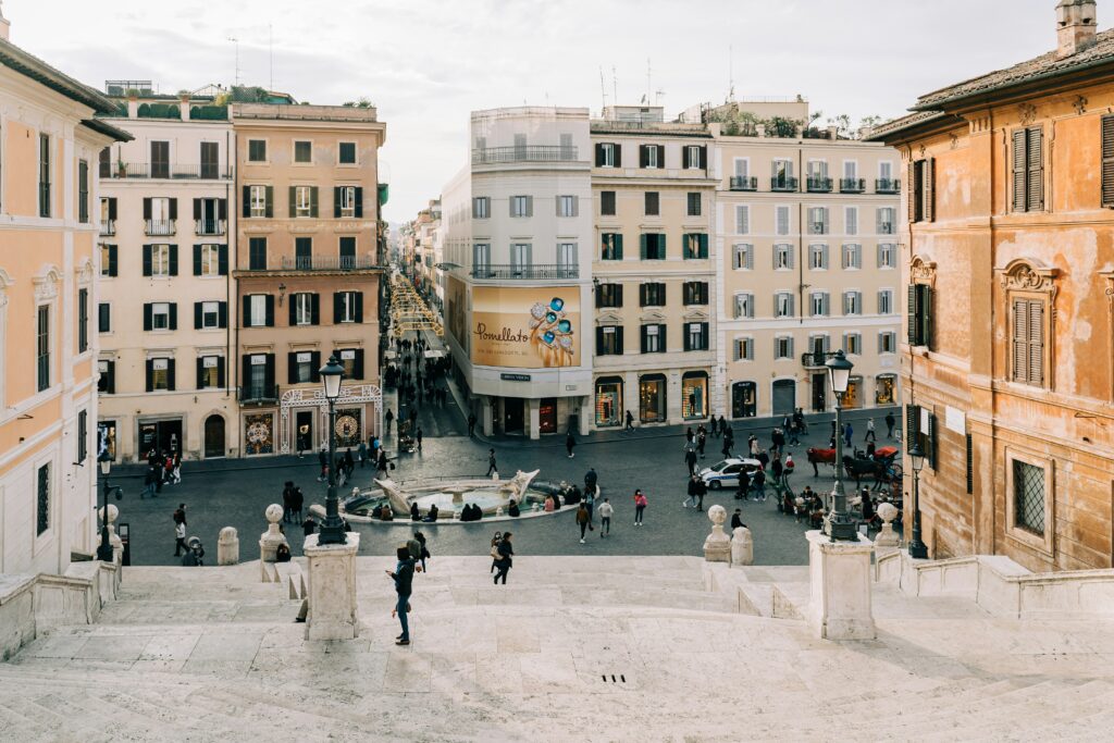 Walking tour of Rome
